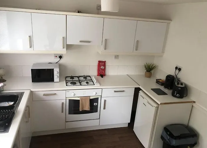 Bluebell House 2 Bedroom With Parking And Garden